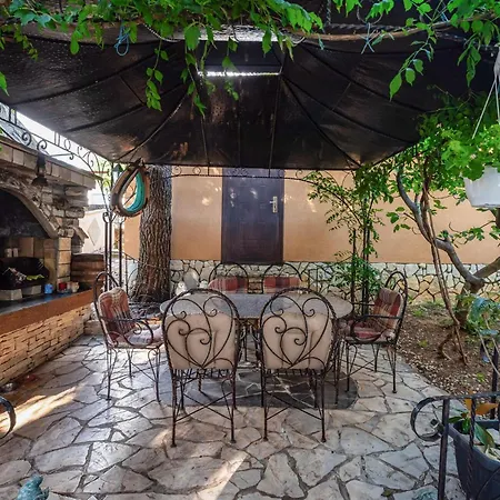 Stunning In Apartamento Rovanjska